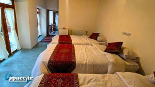 نمای اتاق 3 تخته نارنج - اقامتگاه بوم گردی عمارت سران - شیراز